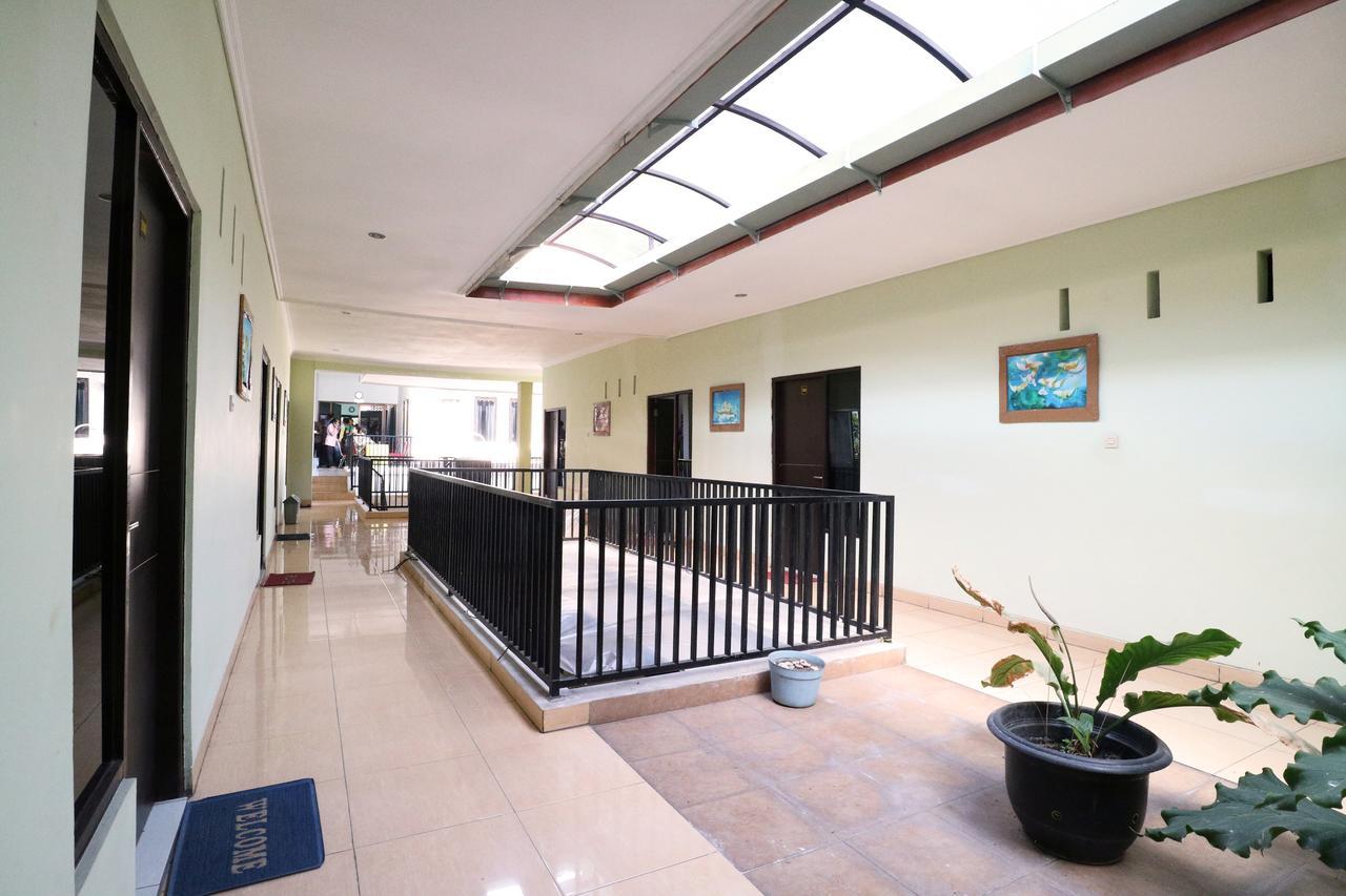 Hotel Galaxy And Convention Jogja *